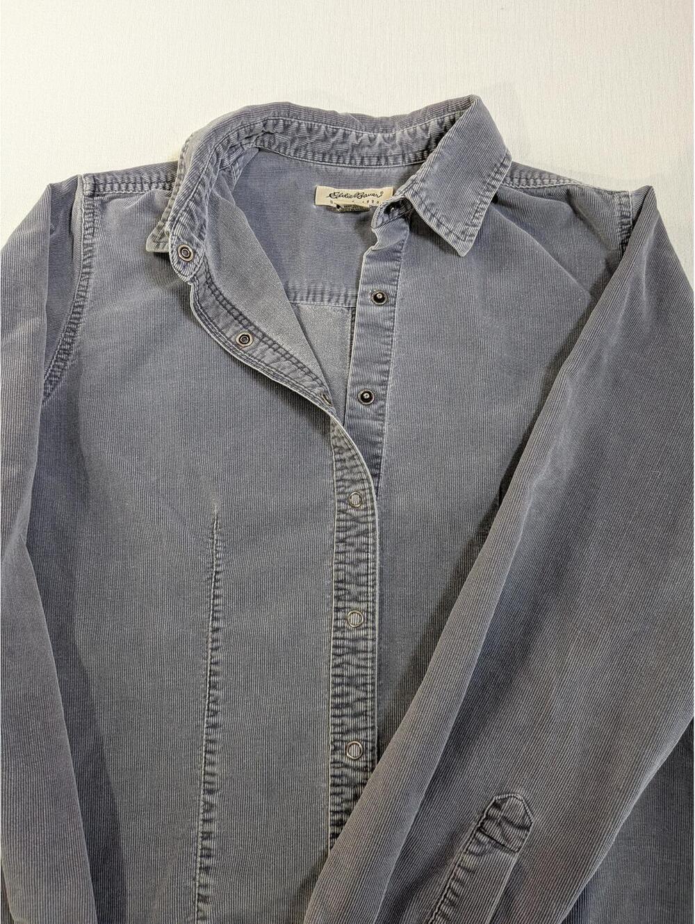 Eddie Bauer Women's Gray Corduroy Button-Up Shirt Size Medium - Picture 7 of 8